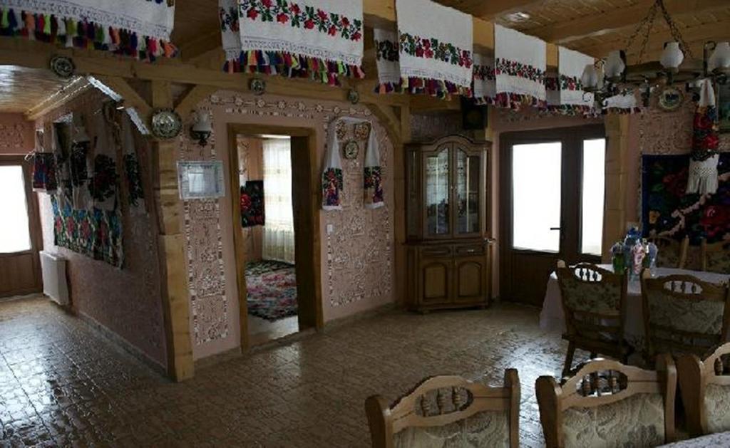Pensiunea Valea Branzei Nanesti Extérieur photo